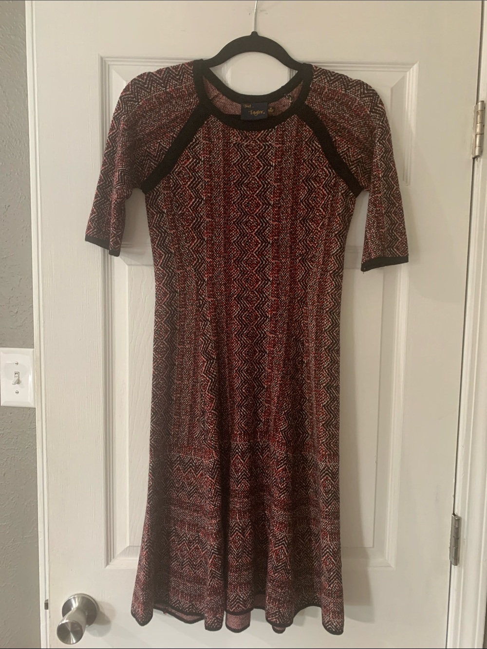 Just...Taylor Red and Black Patterned Midi Dress